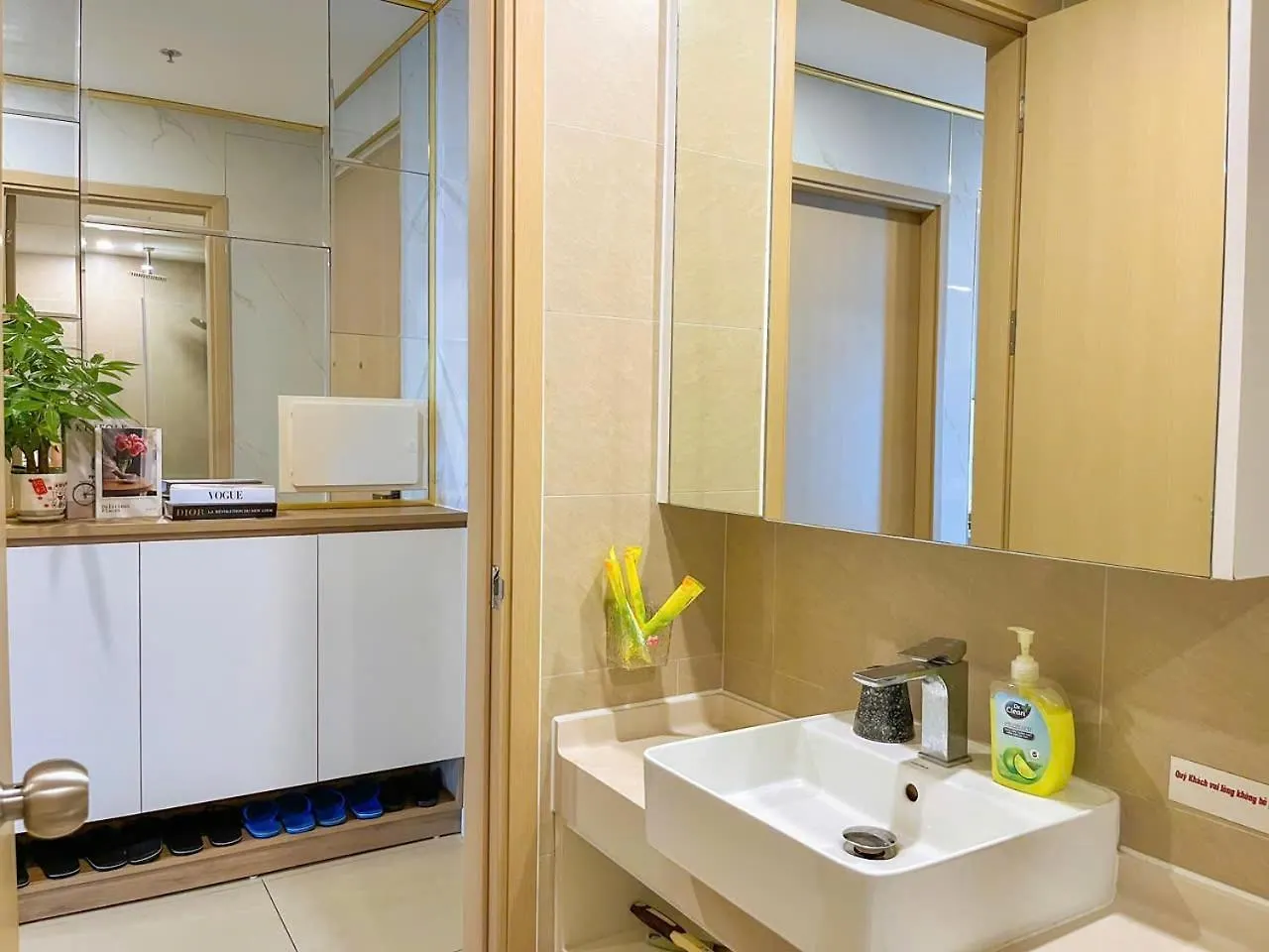 Song Lang Homestay - Noi Nghi Duong Dang Cap View Bien Tuyet Dep - Cach Bien 200M Vung Tau